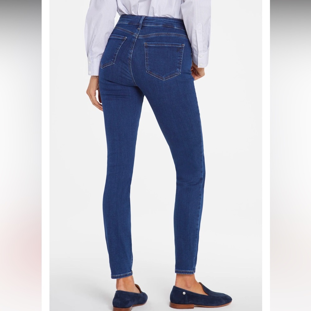 NYDJ - AMI SKINNY - Classic Blue Women's Jeans w/ Lift X Tuck Technology - Picture 3 of 16